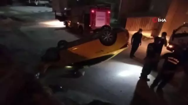 Son dakika haberleri | Ankara'da trafik kazası: Takla atan ticari taksinin sürücüsü yaralandı Son dakika haberleri | Ankara'da trafik kazası: Takla atan ticari taksinin sürücüsü yaralandı