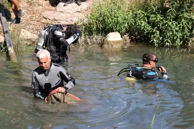 Antalya'da kayıp Ecrin'de umutlar yarına kaldı