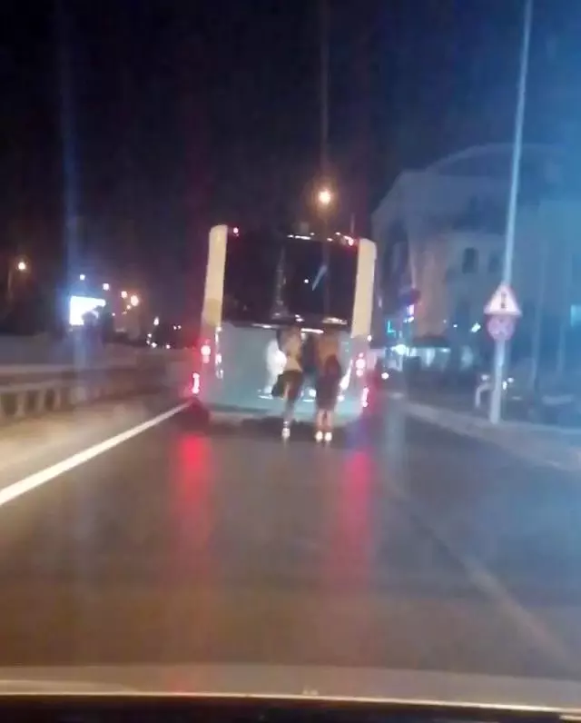 Trafikteki tehlikeli yolculuklar pes dedirtti