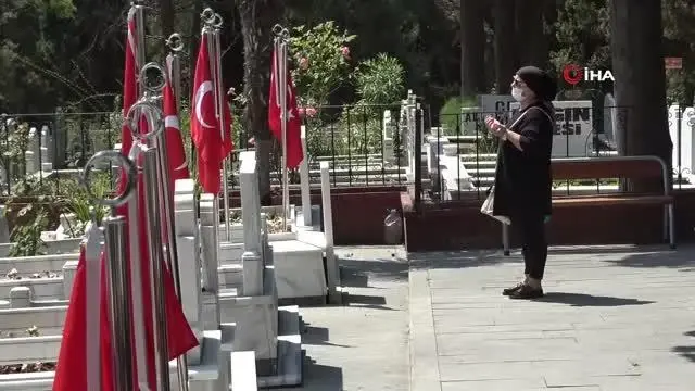 Arefe günü mezarlıklarda ziyaretçi yoğunluğu