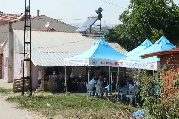 Son dakika haber: AYNI AİLEDEN 5 KİŞİNİN BOĞULDUĞU BARAJ GÖLÜNE İNEN YOL KAPATILDI