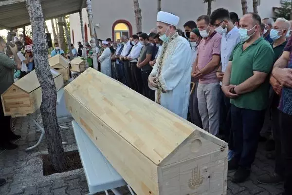 Son dakika: AYNI AİLEDEN 5 KİŞİNİN BOĞULDUĞU BARAJ GÖLÜNE İNEN YOL KAPATILDI