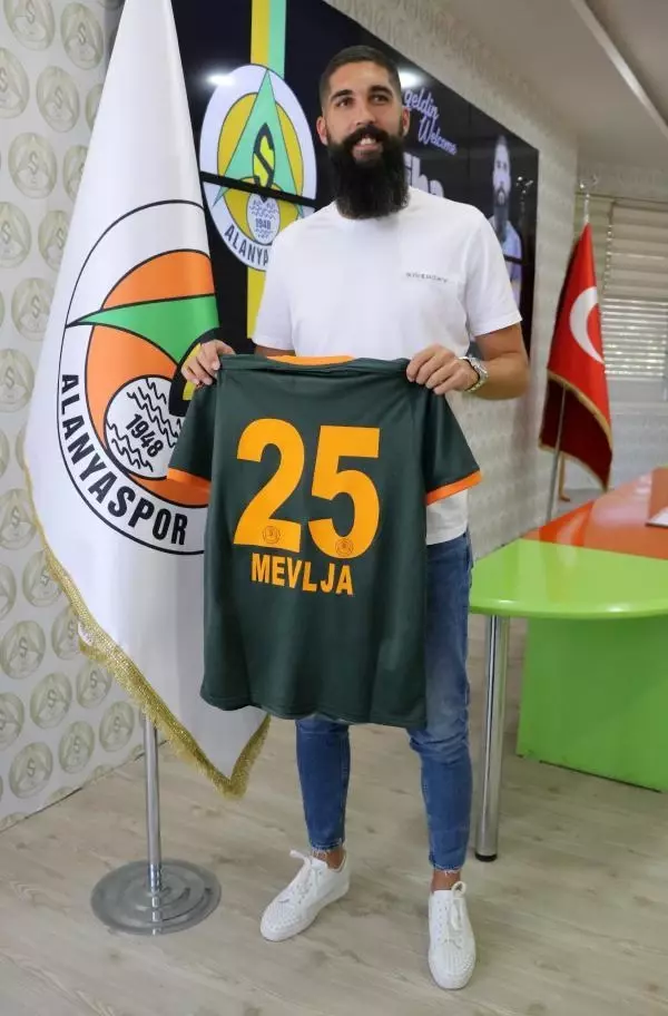 SPOR Aytemiz Alanyaspor'a Sloven stoper