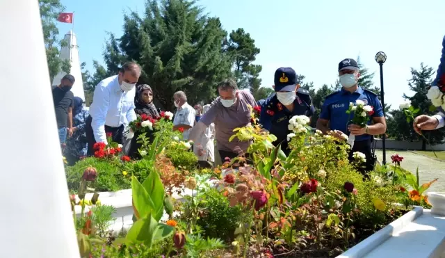 Bafra'da arefe gününde şehitler unutulmadı
