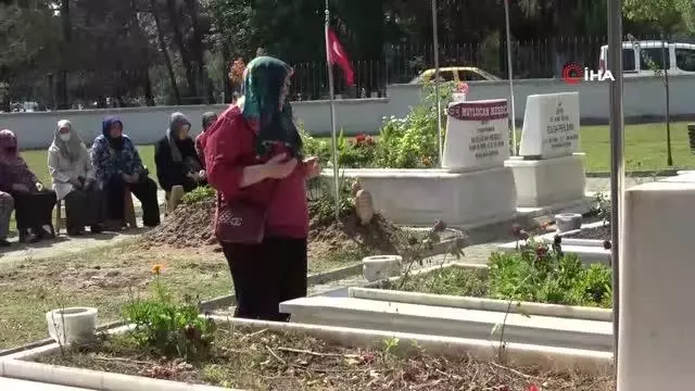 Bafra'da arefe gününde şehitler unutulmadı
