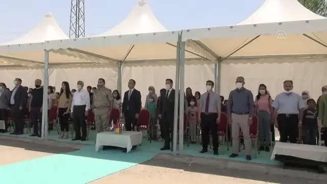 Bağımlıların uğrak yeri olan metruk yapının yerine 'Eğitim Köşkü' inşa edildi