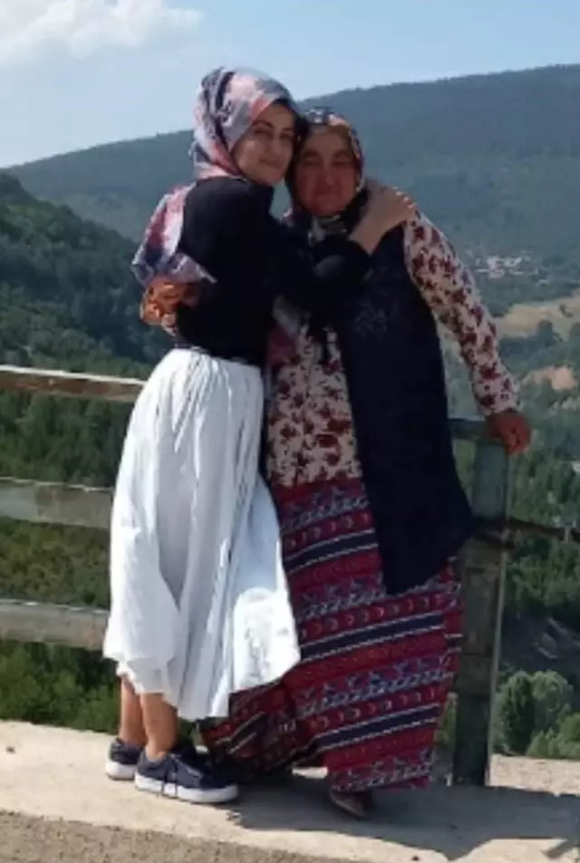 Bu acıya yürek dayanmaz! Barajda boğulan 5 kişi yan yana defnedildi