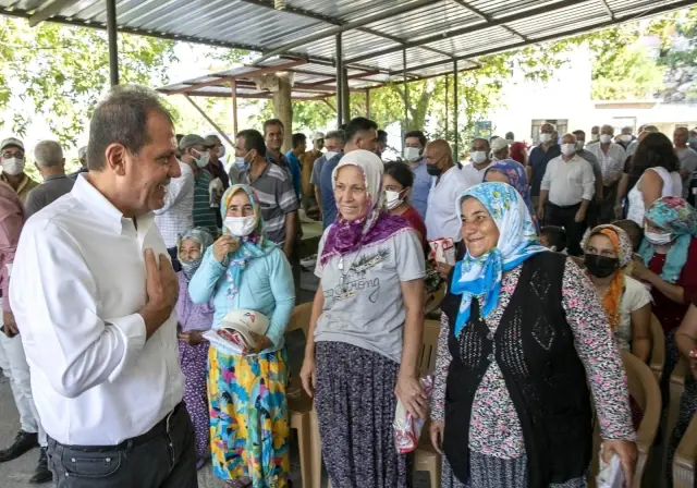Başkan Seçer, Silifkelilerle buluştu, bayramlarını kutladı