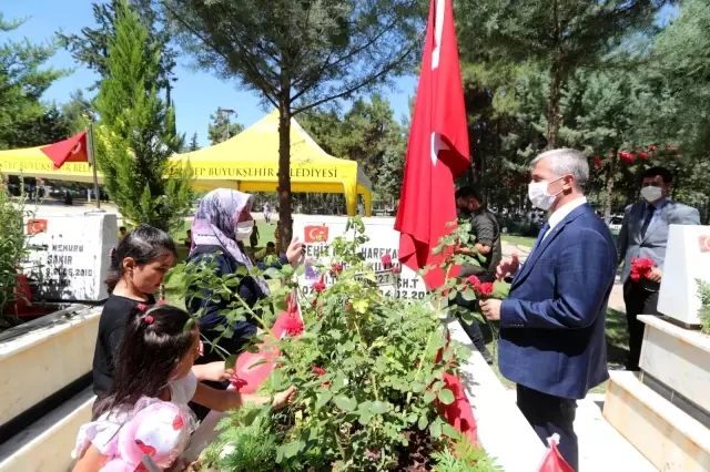 Başkan Tahmazoğlu'ndan bayram öncesi anlamlı ziyaret
