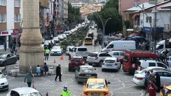 BAYBURT'TA GURBETÇİ YOĞUNLUĞU; NÜFUS İKİYE KATLANDI