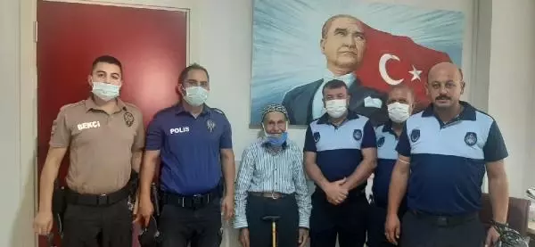 Bayram alışverişinde dolandırılan yaşlı adama zabıta sahip çıktı Bayram alışverişinde dolandırılan yaşlı adama zabıta sahip çıktı