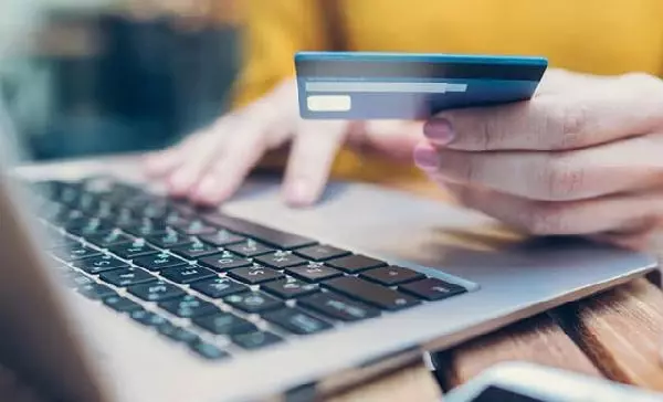 Bayram öncesi çikolata, güneş koruyucu ve oto lastiklerin internet satışları arttı (YENİDEN) Bayram öncesi çikolata, güneş koruyucu ve oto lastiklerin internet satışları arttı (YENİDEN)