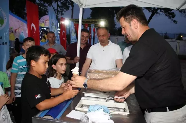 Bayram öncesinde çocuklara bayramı yaşattılar