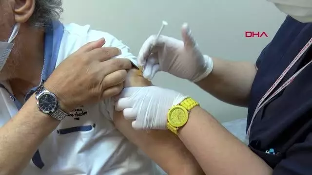 BİLİM KURULU ÜYESİ PROF. DR YİYİT: EKSİK BIRAKILMIŞ AŞILANMA, MUTASYONLAR İÇİN DAVETİYE ÇIKARMAK
