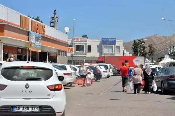 Bodrum'a 1 haftada 140 bin araç girişi