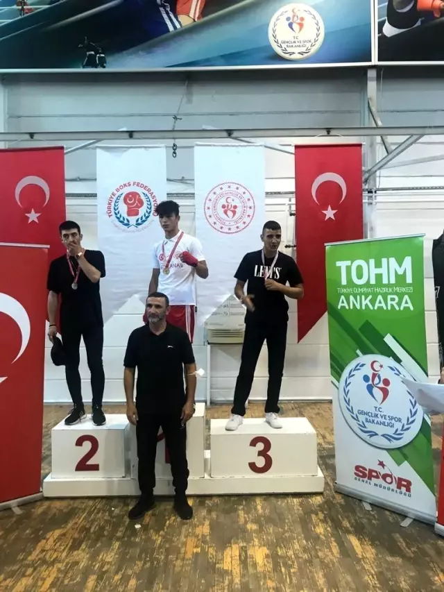 Bursa Emniyet Spor'dan gururlandıran performans