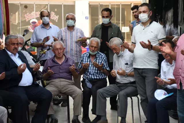 Ülkenin birliği ve bütünlüğü için 'Arife duası' yapıldı
