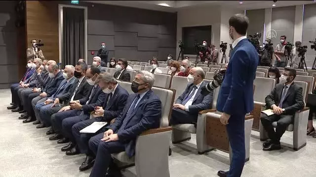 Son dakika haberleri! Cumhurbaşkanı Erdoğan: 'Bunların Adalet Divanı olduklarını ispat edebilmeleri için önce inanç özgürlüğü nedir, bunu öğrenmeleri lazım'