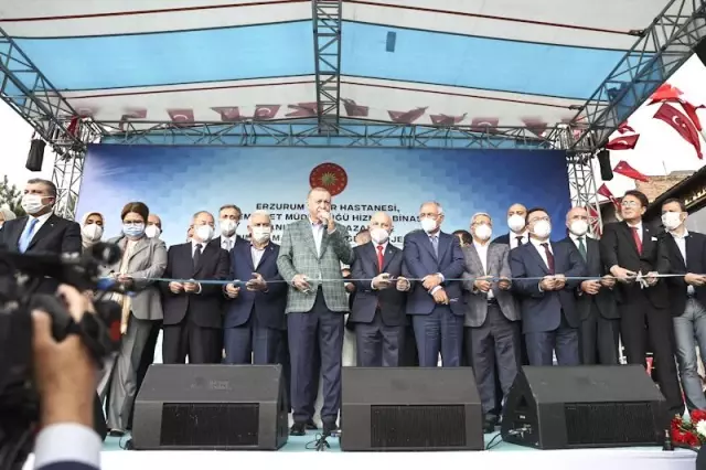 Cumhurbaşkanı Erdoğan, Erzurum'da Şehir Hastanesi, İl Emniyet Müdürlüğü hizmet binası ve diğer projelerin toplu açılış törenine katıldı Cumhurbaşkanı Erdoğan, Erzurum'da Şehir Hastanesi, İl Emniyet Müdürlüğü hizmet binası ve diğer projelerin toplu açılış törenine katıldı