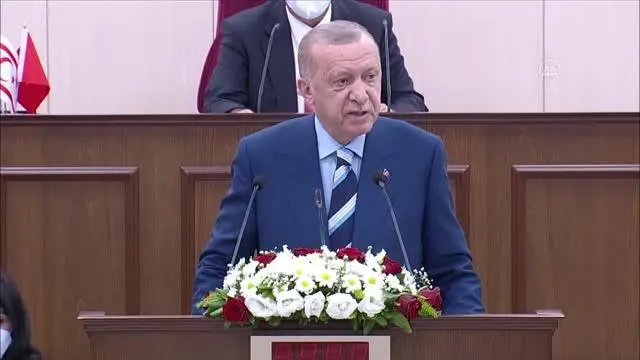 Cumhurbaşkanı Erdoğan: 'Kıbrıs davasının sahibi, yavru vatanıyla, anavatanıyla, büyük Türk milletinin tamamıdır' Cumhurbaşkanı Erdoğan: 'Kıbrıs davasının sahibi, yavru vatanıyla, anavatanıyla, büyük Türk milletinin tamamıdır'