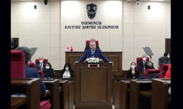 Cumhurbaşkanı Erdoğan: 'Kıbrıs davasının sahibi yavru vatanıyla, anavatanıyla büyük Türk milletinin tamamıdır' Cumhurbaşkanı Erdoğan: 'Kıbrıs davasının sahibi yavru vatanıyla, anavatanıyla büyük Türk milletinin tamamıdır'
