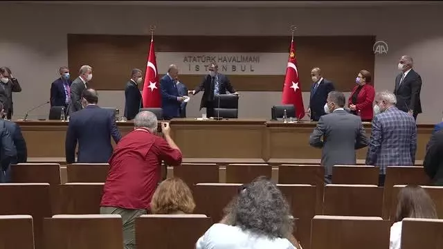 Cumhurbaşkanı Erdoğan, KKTC'ye hareketinden önce basın toplantısı düzenledi: (1) Cumhurbaşkanı Erdoğan, KKTC'ye hareketinden önce basın toplantısı düzenledi: (1)