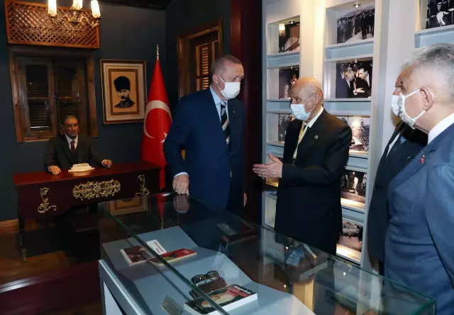Cumhurbaşkanı Erdoğan, Alparslan Türkeş'in doğduğu müze eve ziyarette bulundu