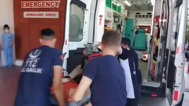 Denizde kızı boğulan annenin feryatları yürekleri dağladı: 'Ne olursun yaşa' Denizde kızı boğulan annenin feryatları yürekleri dağladı: 'Ne olursun yaşa'
