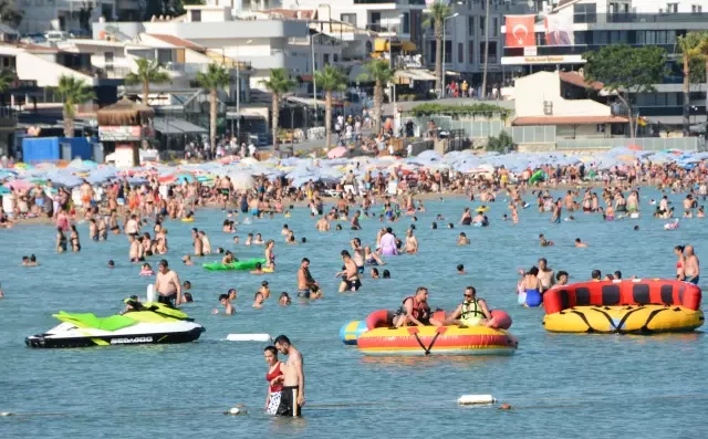 Didim'de bayram yoğunluğu