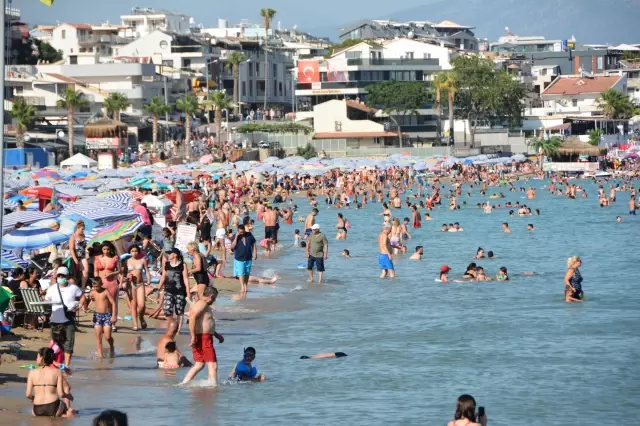 Didim'de bayram yoğunluğu