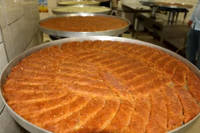 Diyarbakır'daki tatlıcıların bayram mesaisi