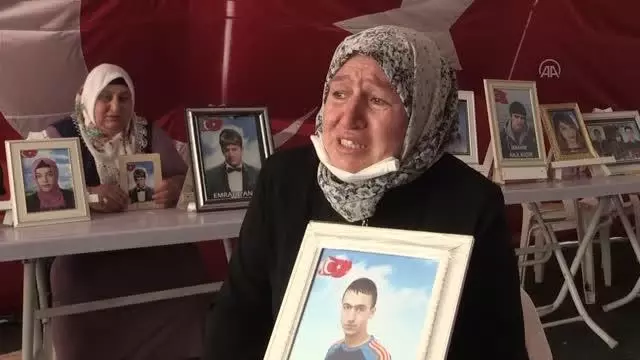 DİYARBAKIR - Diyarbakır anneleri Kurban Bayramı'nda evlatlarına kavuşmak istiyor