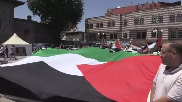 DİYARBAKIR - Güneydoğu'daki STK'lar İsrail'in Mescid-i Aksa'daki politikalarını kınadı