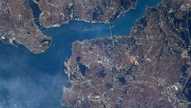 Dünyaca ünlü NASA astronotu Shane Kimbrough'ten İstanbul paylaşımı Dünyaca ünlü NASA astronotu Shane Kimbrough'ten İstanbul paylaşımı