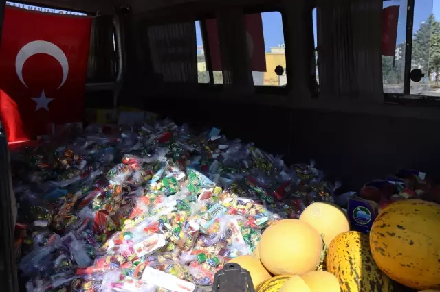 'Elmacı Dede' Suriye'deki yetimleri sevindirmek için yola çıktı 'Elmacı Dede' Suriye'deki yetimleri sevindirmek için yola çıktı