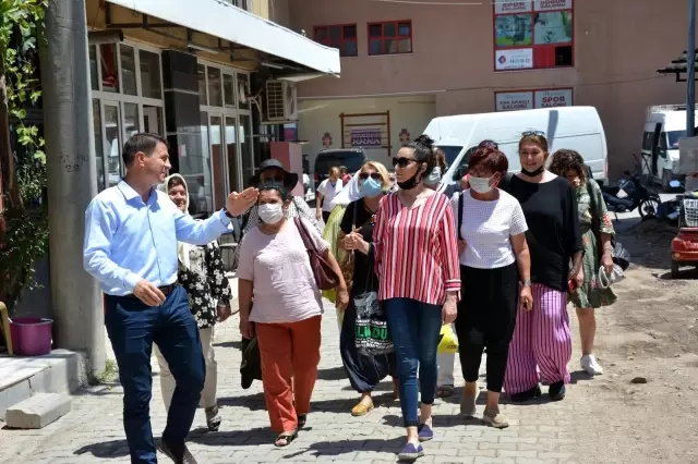 Emekçi kadınlar Sındırgı'da buluştu