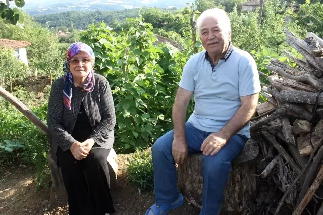 Emekliler tatillerini baba ocağında geçiriyor