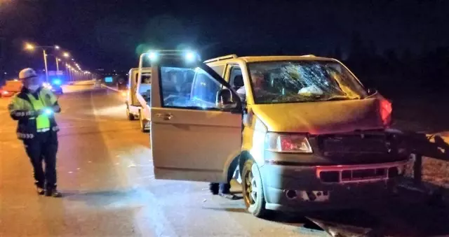 Erzincan'da trafik kazası: 8 yaralı Erzincan'da trafik kazası: 8 yaralı