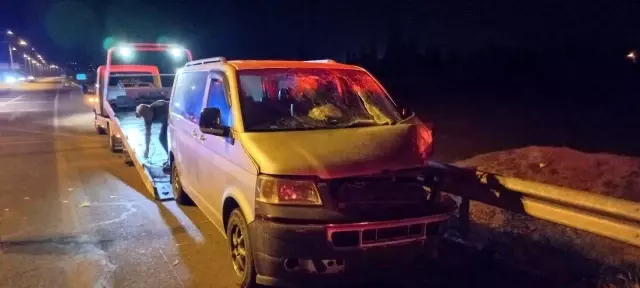 Erzincan'da trafik kazası: 8 yaralı