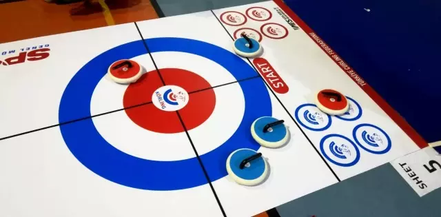 Erzurum'da Floor Curling müsabakaları başladı