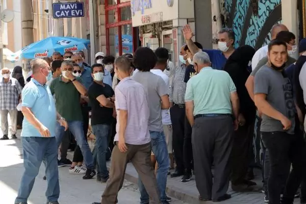 Eskişehir'de 'ucuz baklava' kuyruğu