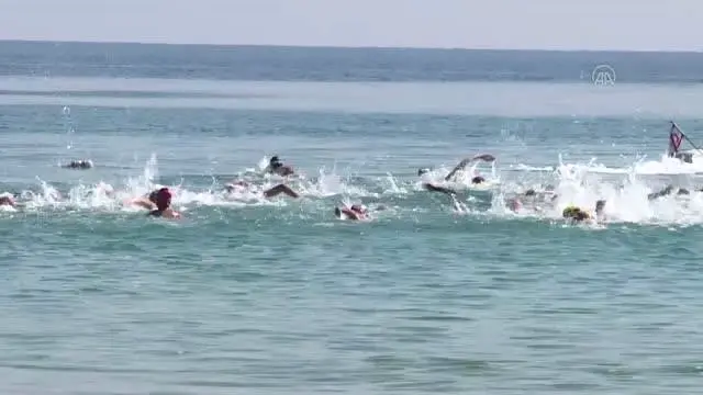 GAZİMAĞUSA - Maraş bölgesinde 'Barış ve Özgürlük Yüzme Maratonu' etkinliği