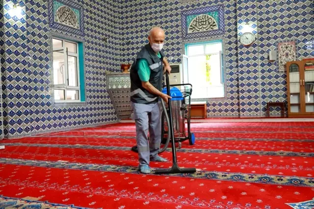 Gaziosmanpaşa'da camiler Kurban Bayramı'na hazır