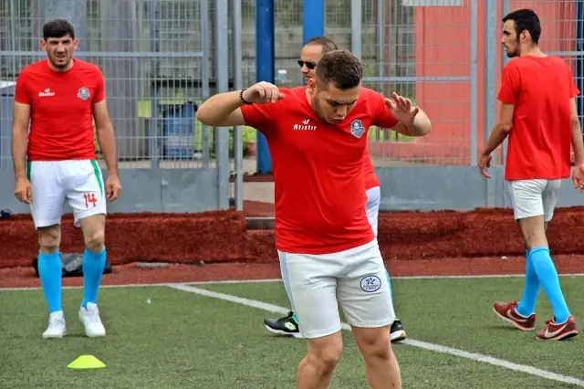 Görmeyen gözlerle başarıdan başarıya koşuyorlar