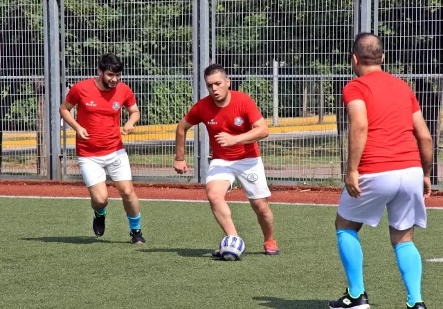 Görmeyen gözlerle başarıdan başarıya koşuyorlar