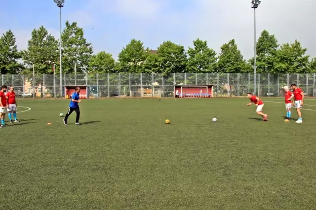 Görmeyen gözlerle başarıdan başarıya koşuyorlar