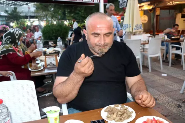 Gurbetçilerin lezzet sevdası tava ciğeri