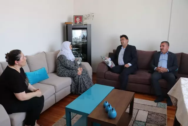 Son dakika haber: Havza Kaymakamı Yılmaz ve Başkan Özdemir'den şehit aileleri ve gazilere ziyaret