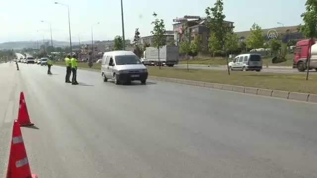 Son dakika... İçişleri Bakan Yardımcısı Erdil, trafik denetimine katıldı