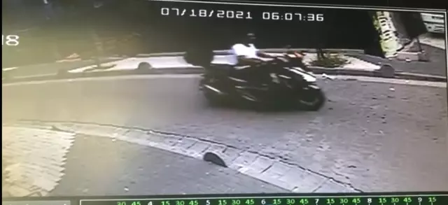Son dakika haberleri | İstanbul'da korkunç cinayet kamerada: Yaralı halde motorla kaçtı, hastanede öldü